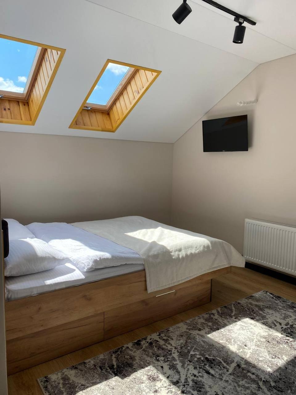 Discovery Garden Apartments Khmelʼnytsʼkyy エクステリア 写真