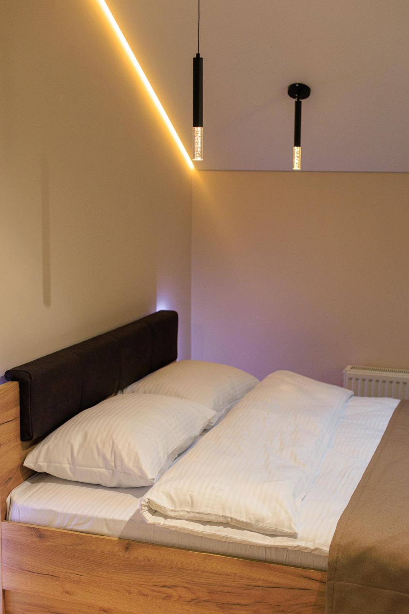 Discovery Garden Apartments Khmelʼnytsʼkyy エクステリア 写真