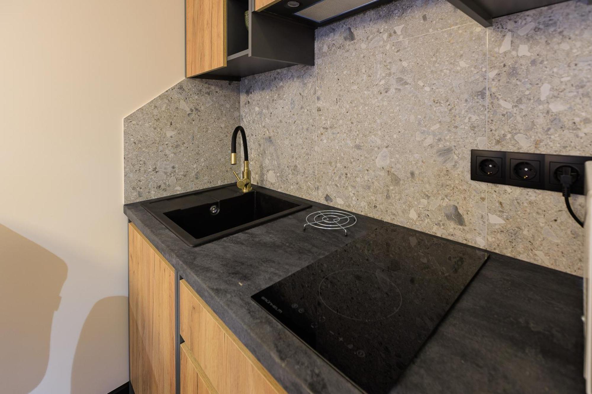 Discovery Garden Apartments Khmelʼnytsʼkyy エクステリア 写真